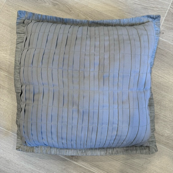 🛍️4 for 20$ / Accent Pillow Cushion / Grey - Picture 2 of 5